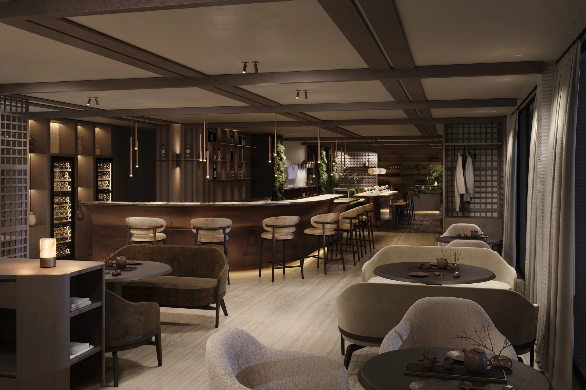 Hotel Monika in Sexten: Wohlbefinden inmitten der Dolomiten Moderne Bar und Lounge mit elegantem Interieur und gemütlichen Sitzbereichen.